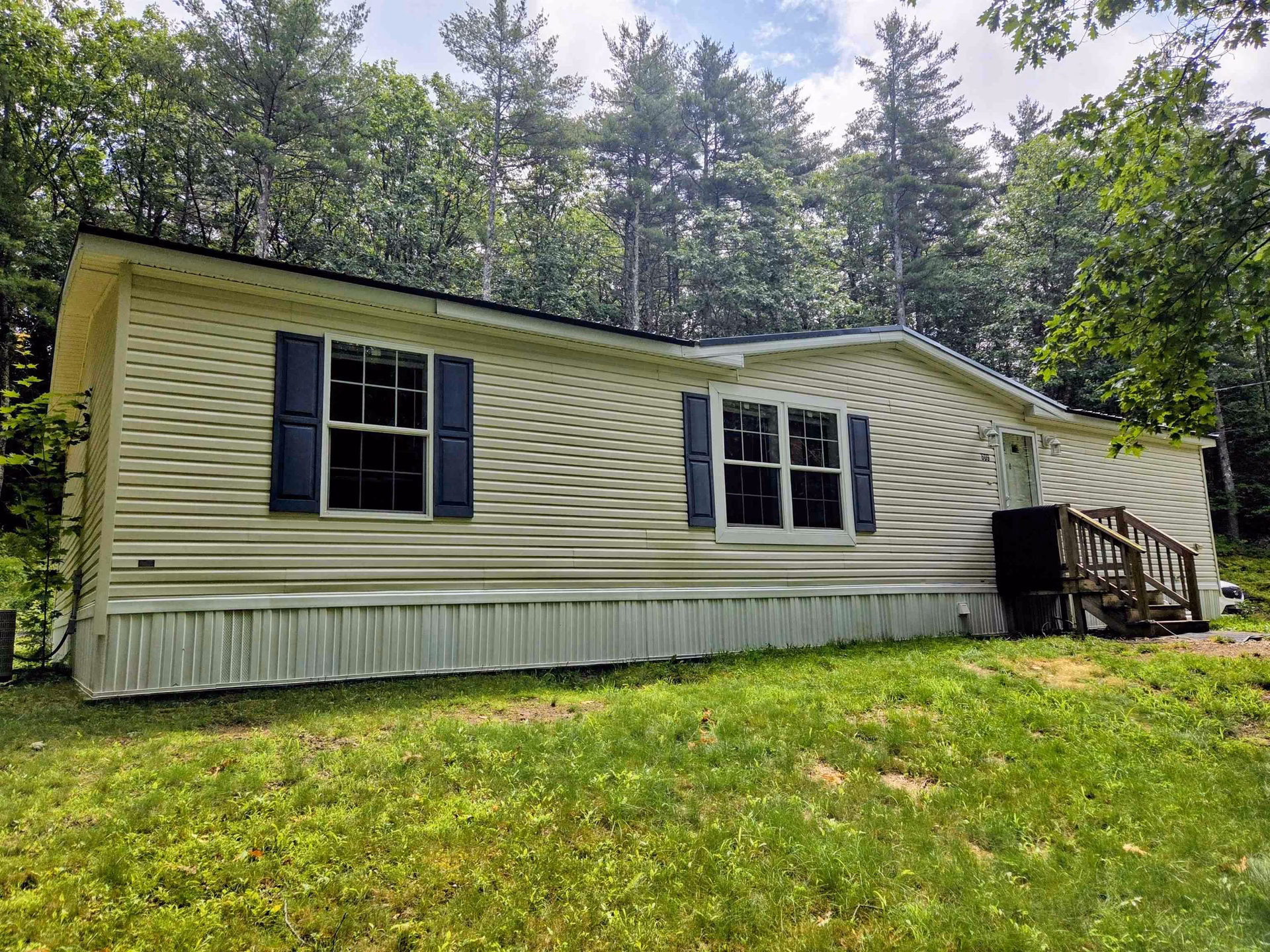 How many mobile homes for sale in New Hampshire?