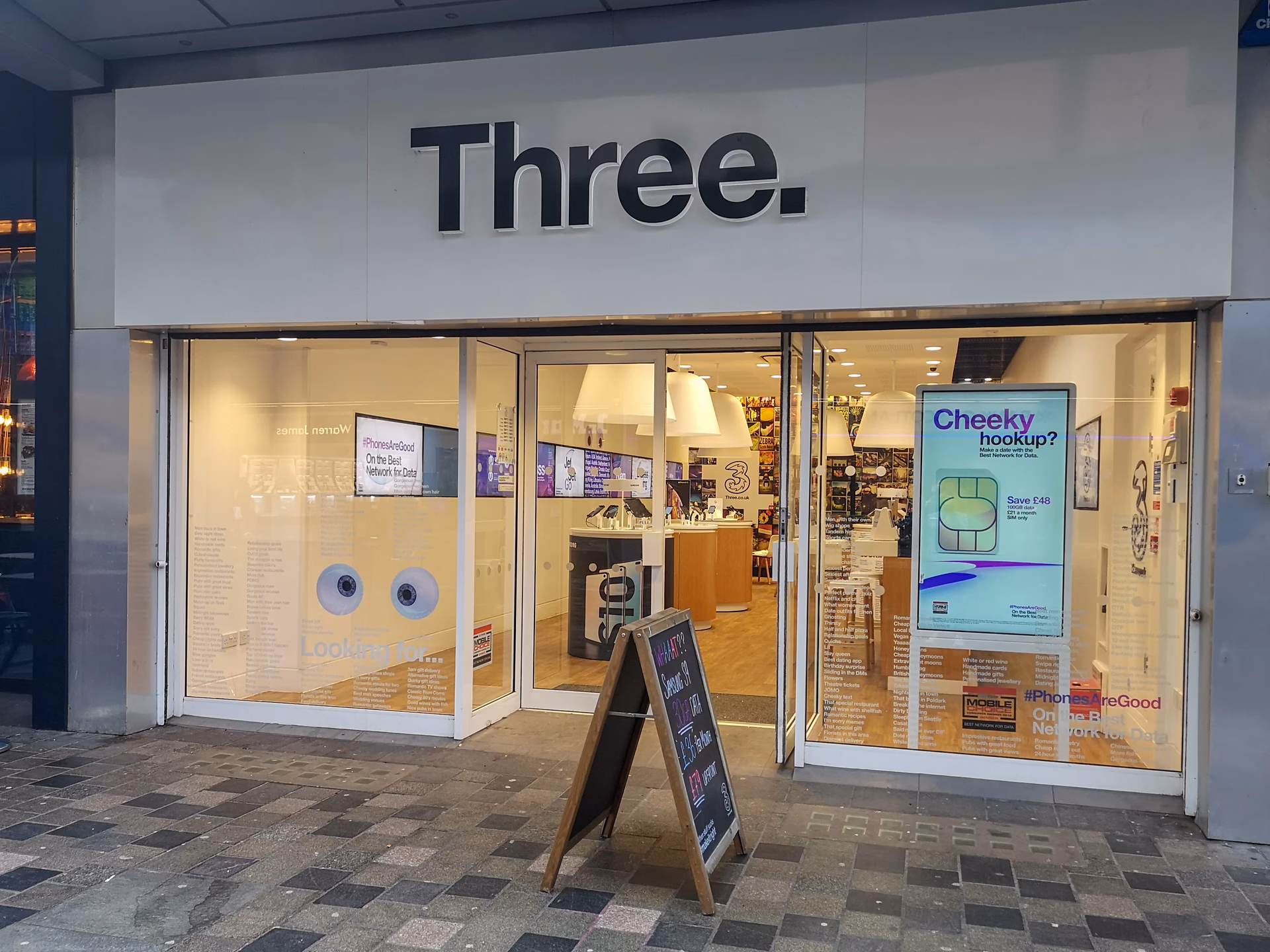 Where can I buy a mobile phone in Glasgow?