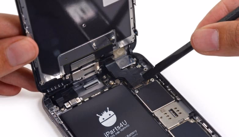 Are iPhone batteries refurbished?