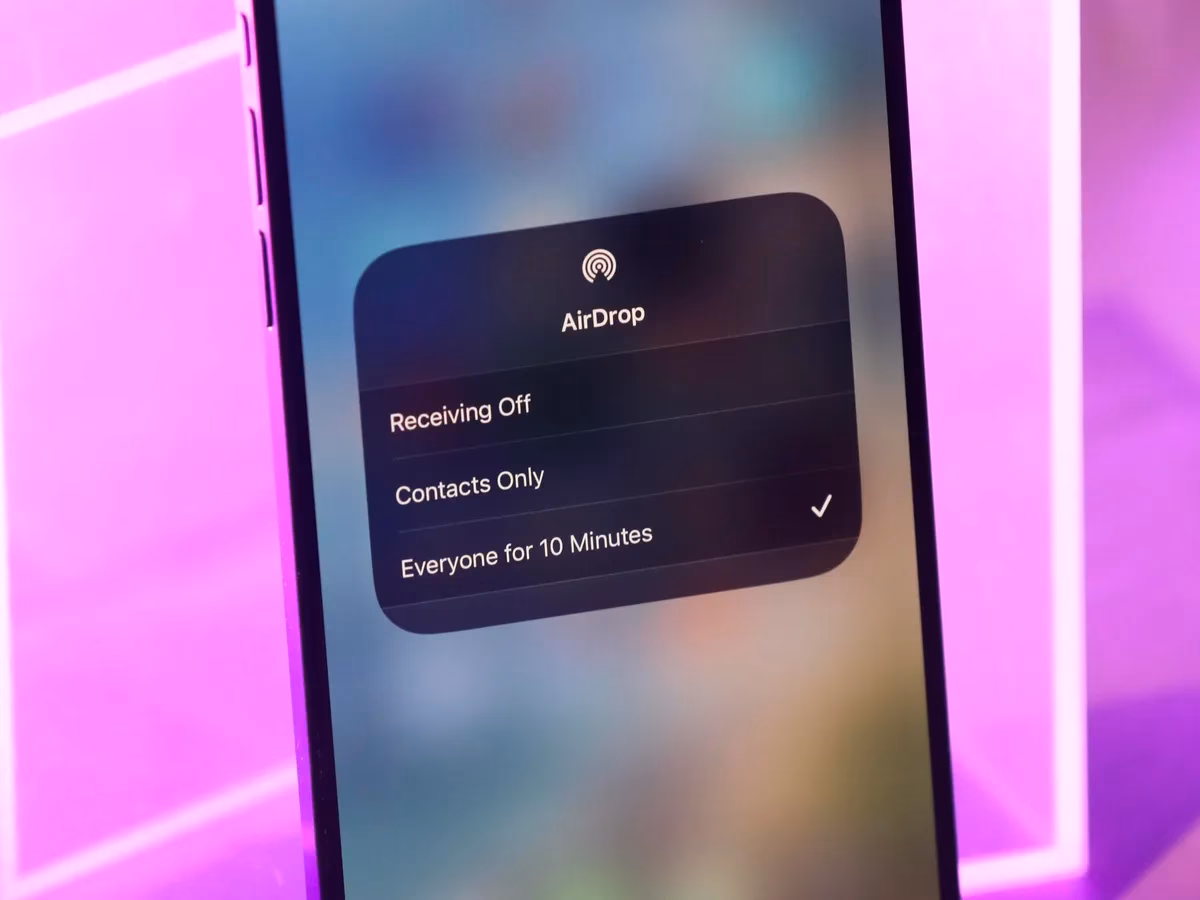 How do I airdrop a photo?