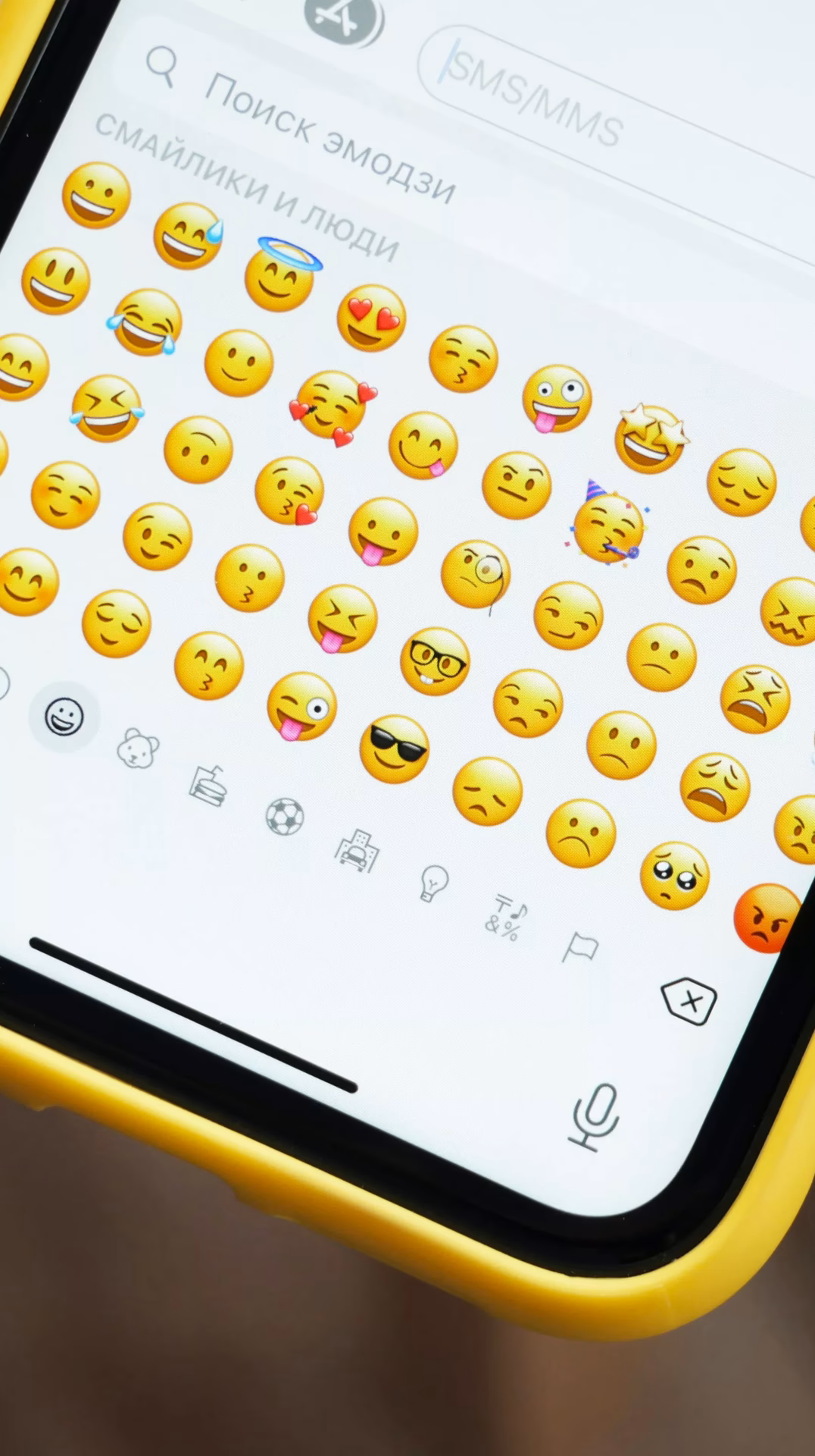 Como usar os emojis do Twitter no Android?