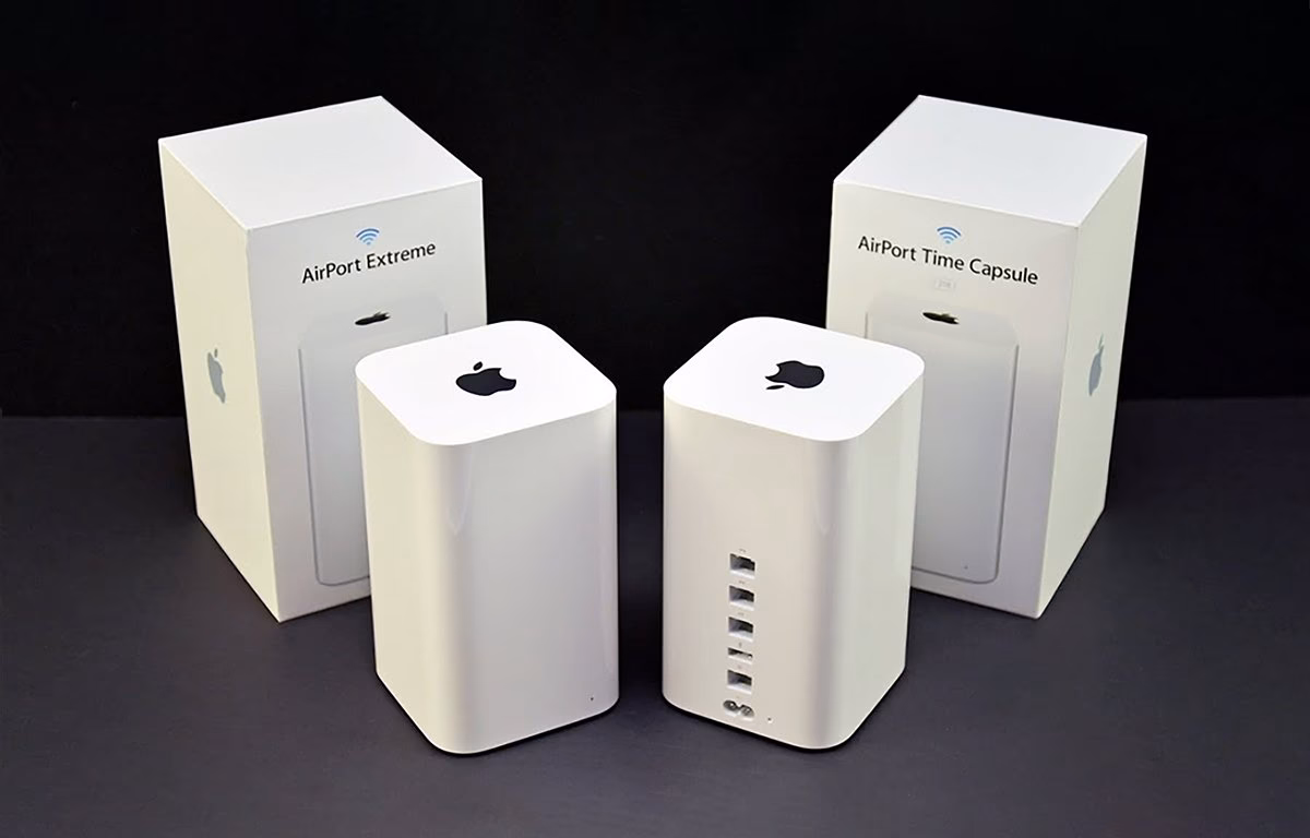 Does time Machine backup iPhone?