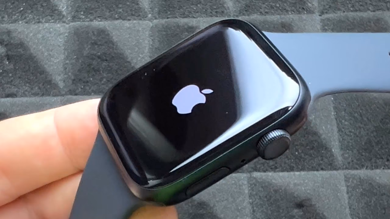 Does iPhone XR support Apple Watch Series 9?