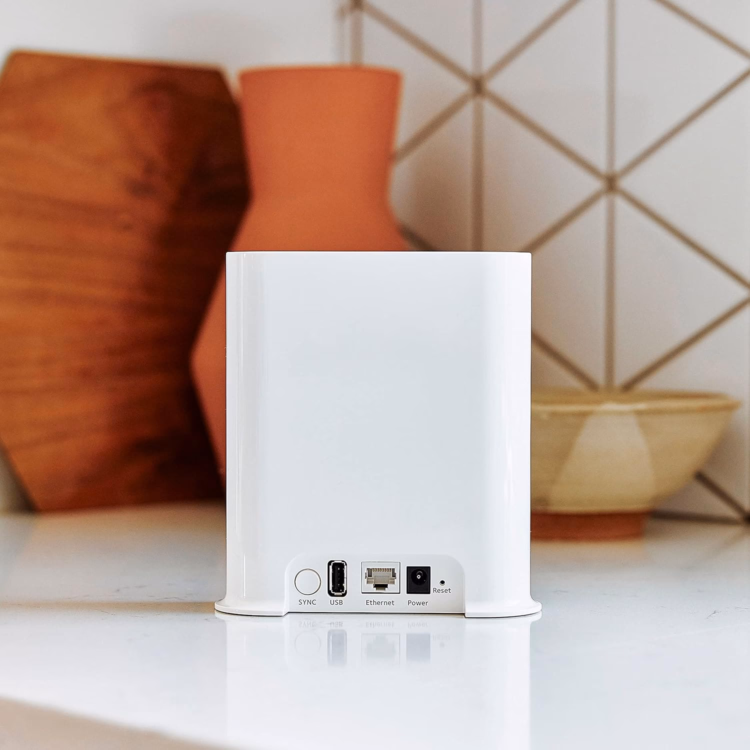 How do I connect my Arlo device to a 2.4 GHz network?