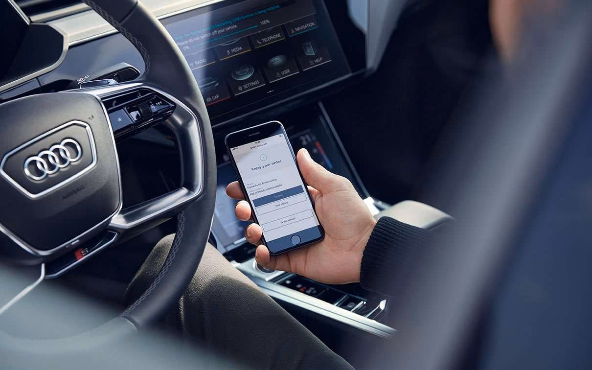 How to connect iPhone to Audi MMI?