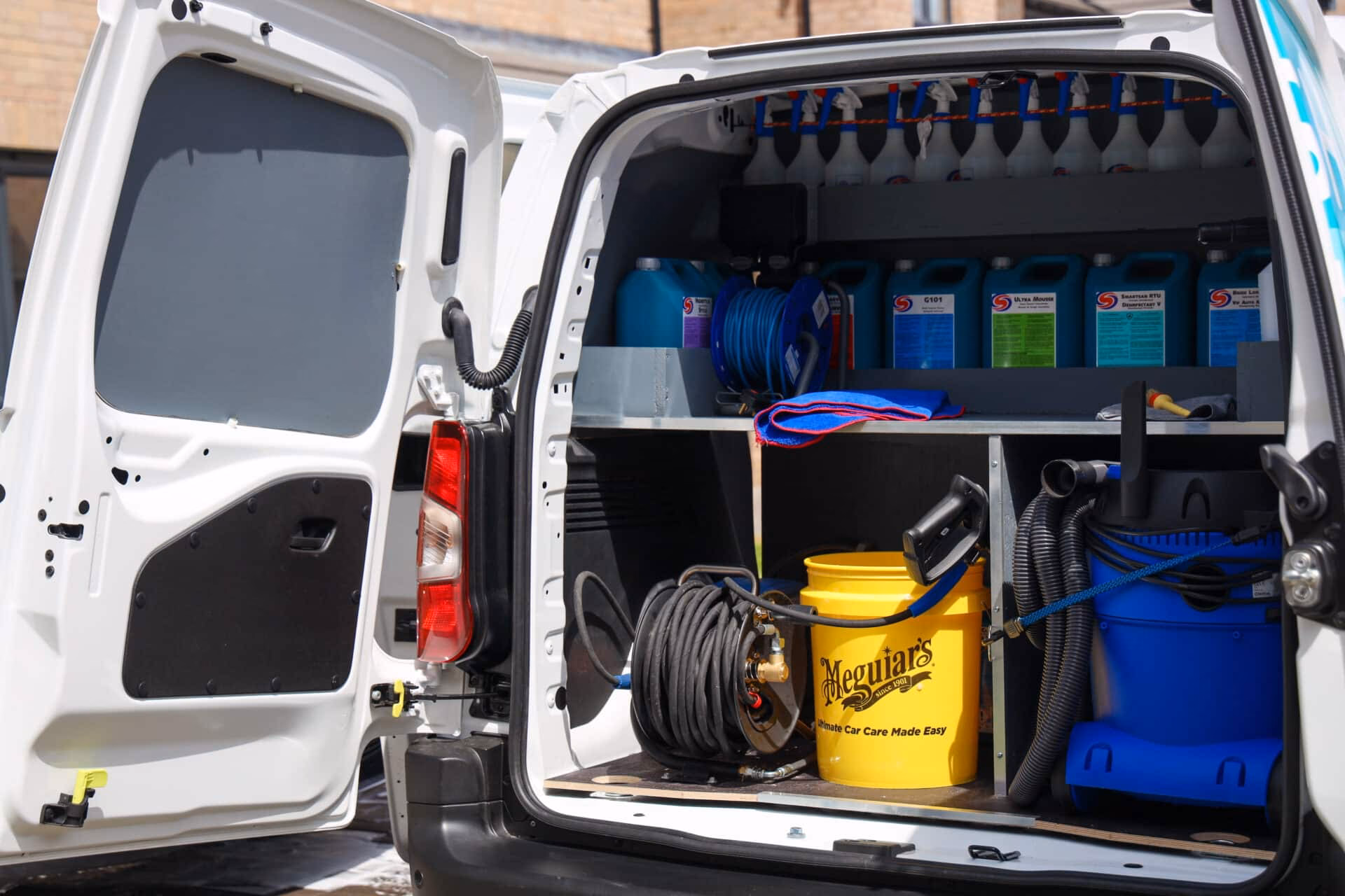 Does fresh car offer mobile car valeting?