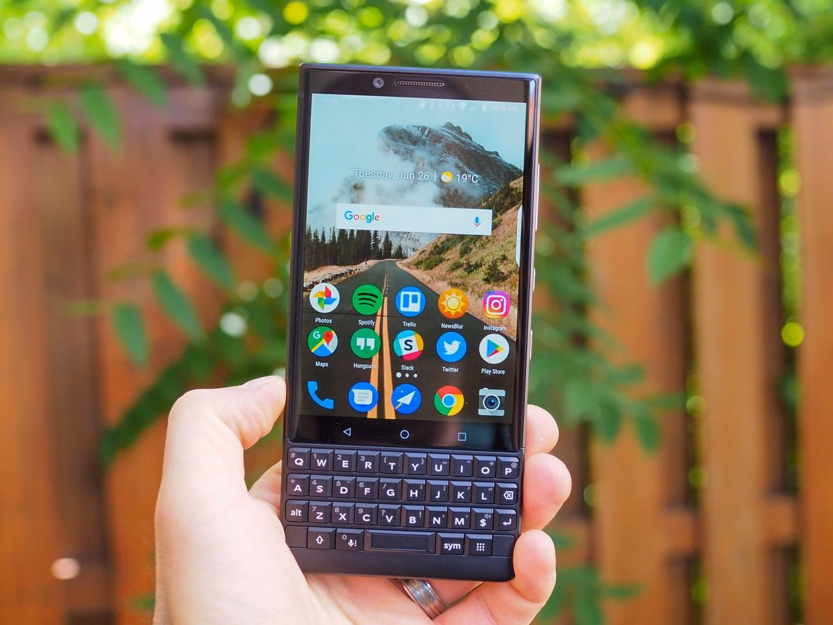 What are the best mobile phones for business 2025?