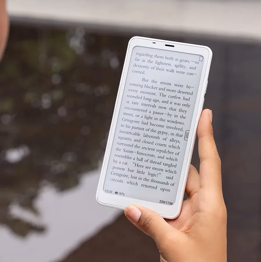 What are the best features of smartphones as e-readers?