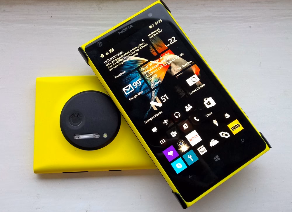 Are the latest cell phones running on Windows smartphones operating system?