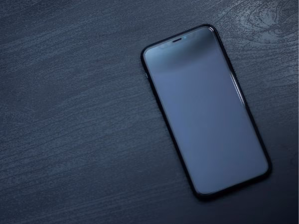 How to fix iPhone X went black and wont turn on?