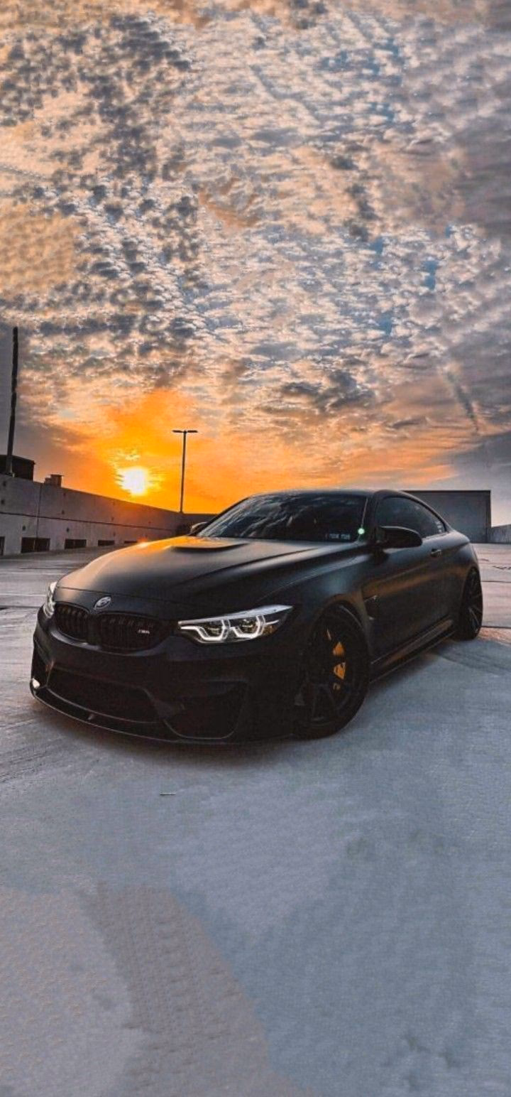 How to make a BMW iPhone background?