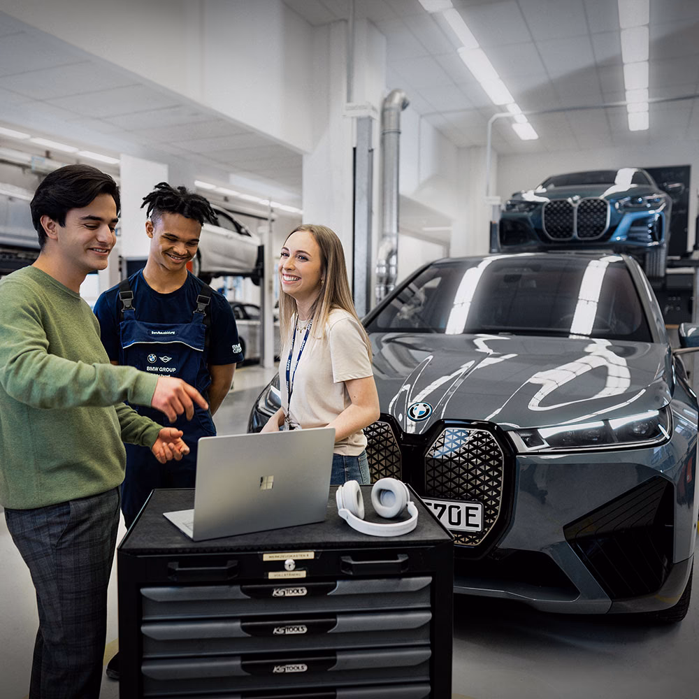 What does it mean to be a team at BMW?