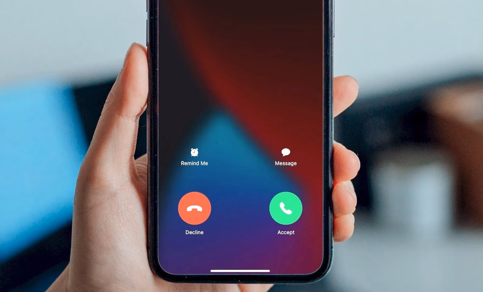 How do I get a quick response on my iPhone?