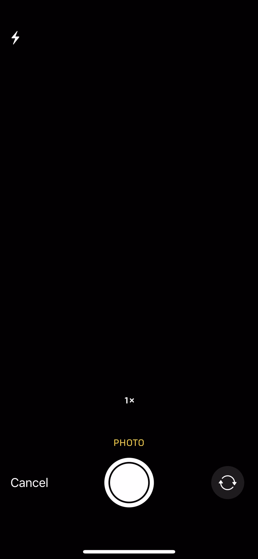 How do I fix a zoom problem on my iPhone?