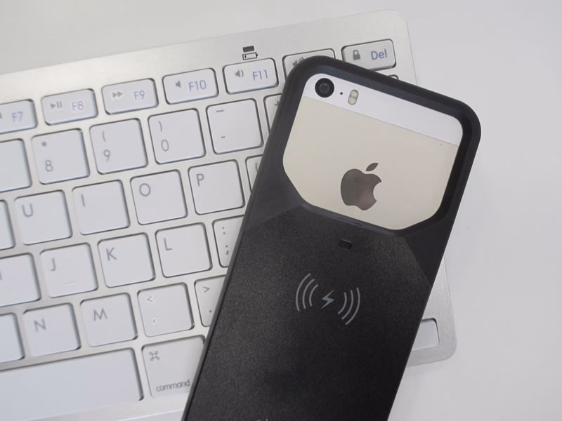 Does iPhone 8 support wireless charging?