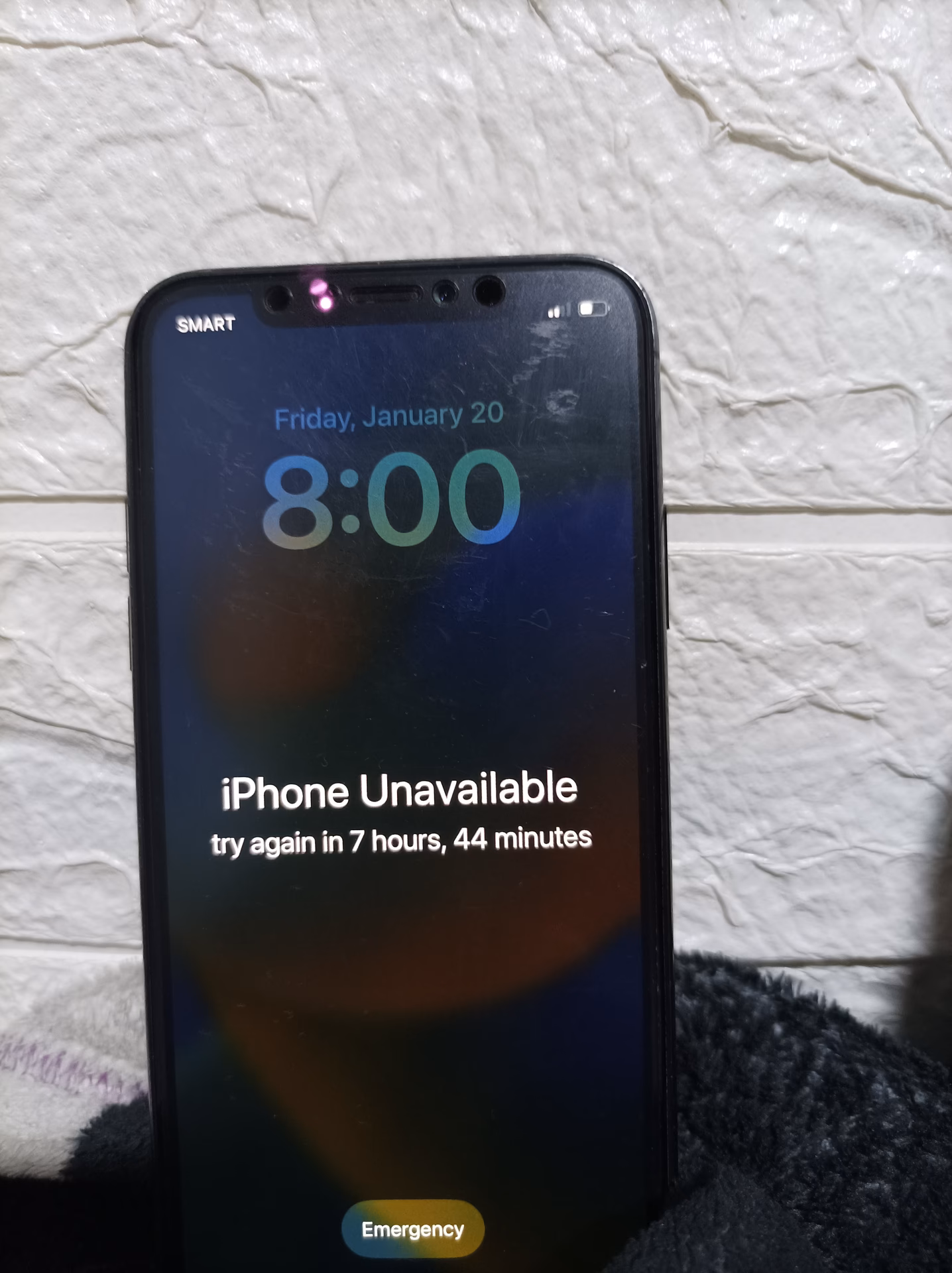 Why is my iPhone X not unlocking?