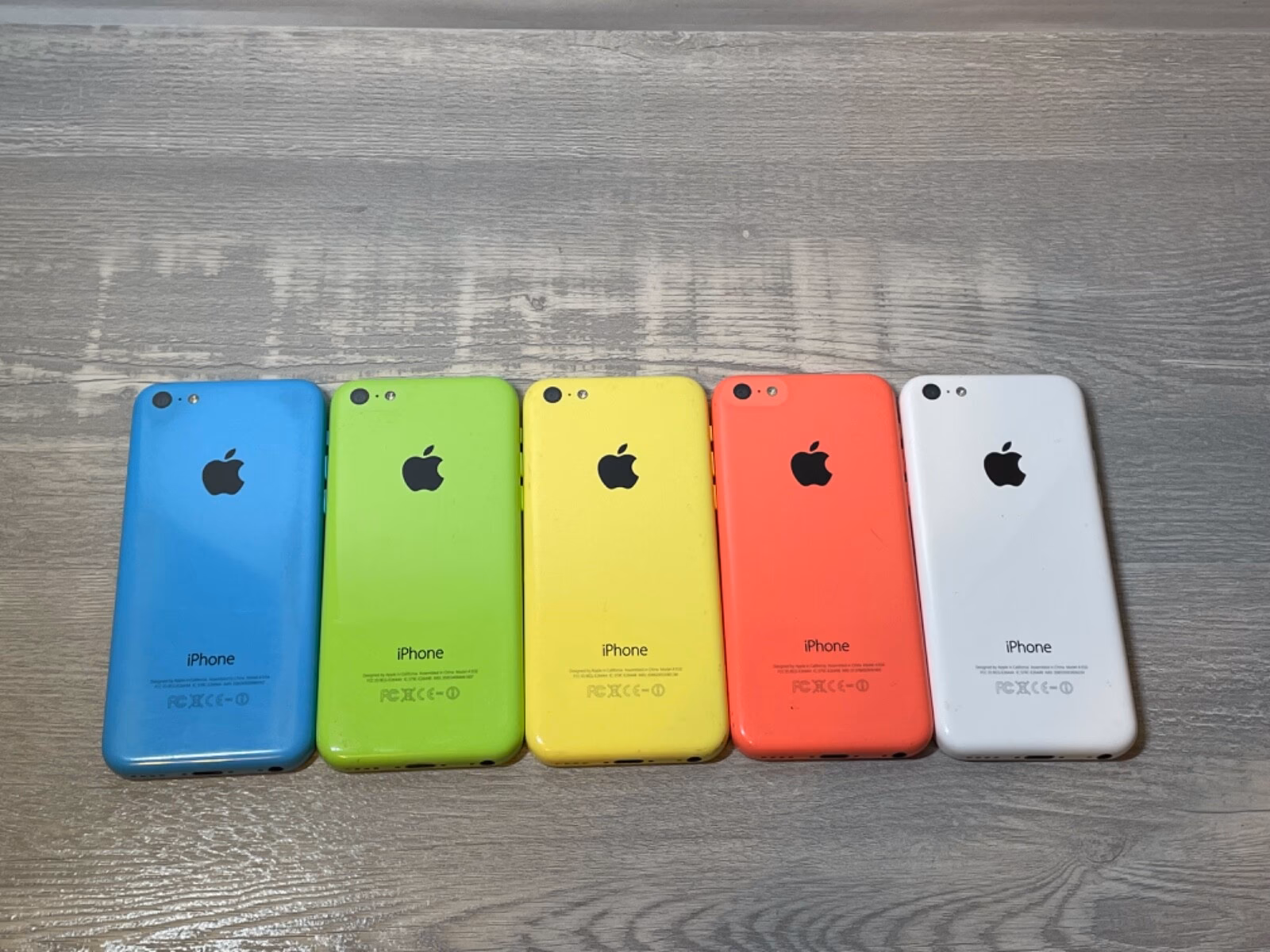 How much does a cheap iPhone 5C weigh?