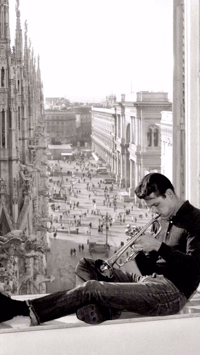 How many Chet Baker photos are there?
