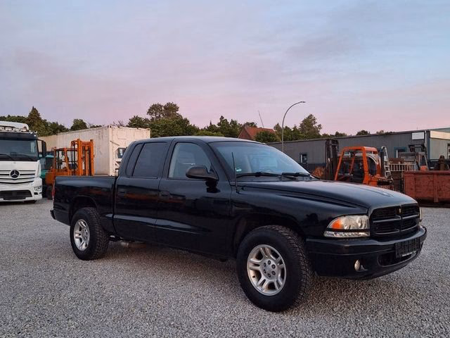 What is a Dodge Dakota convertible?