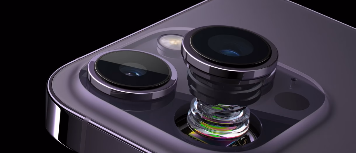 Do iPhones have a camera?