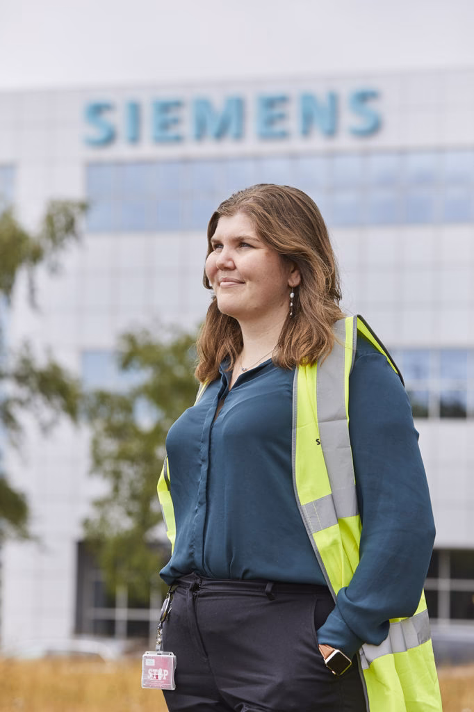 Who led the graduate exchange programme at Siemens Mobility?