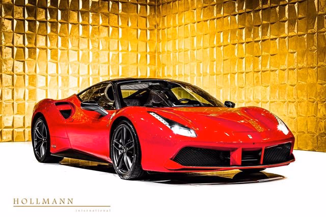 Wie viel kostet ein Ferrari 812?