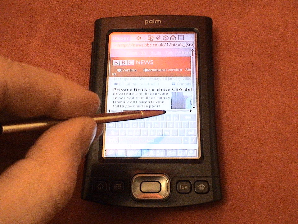 Can a PDA make phone calls?