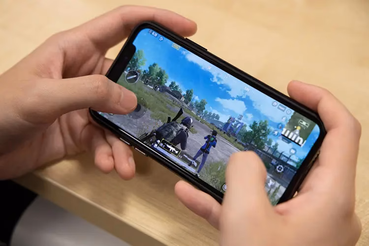 What are the best multiplayer games for iPhone & iPad?