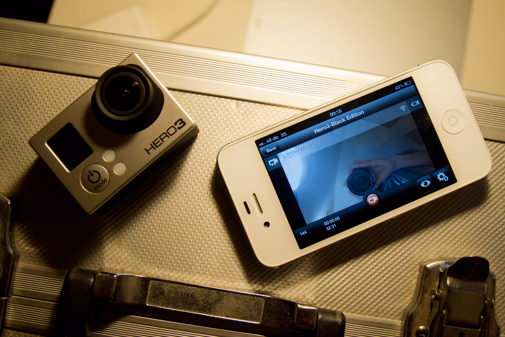 How do I use the camera remote for GoPro HERO cameras?