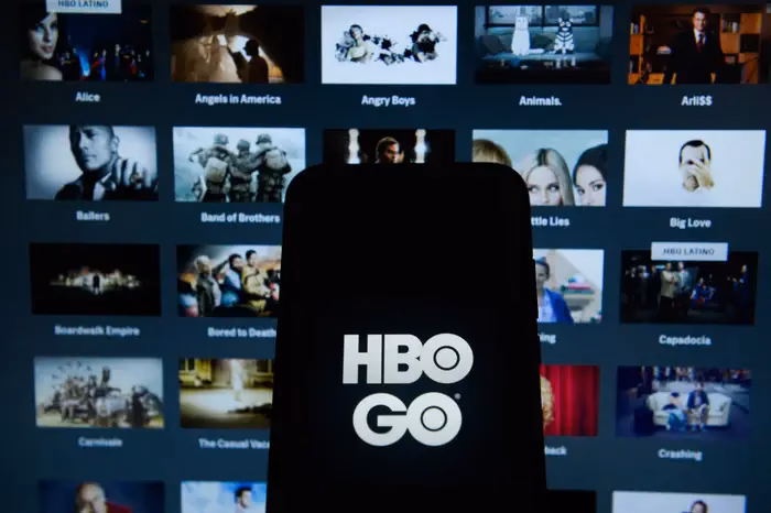 How do I cancel HBO subscription on my iPhone?