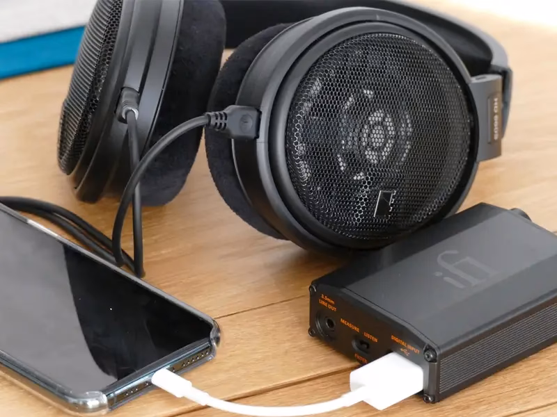 What are the specs of the HD 660 s?