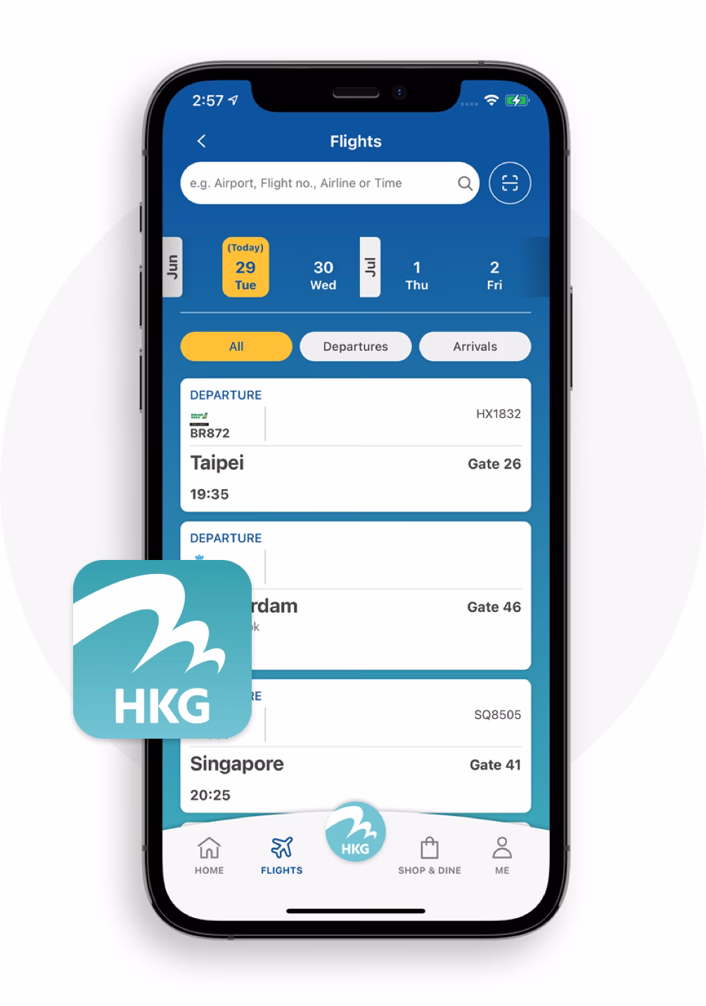 How do airports utilize mobile apps?