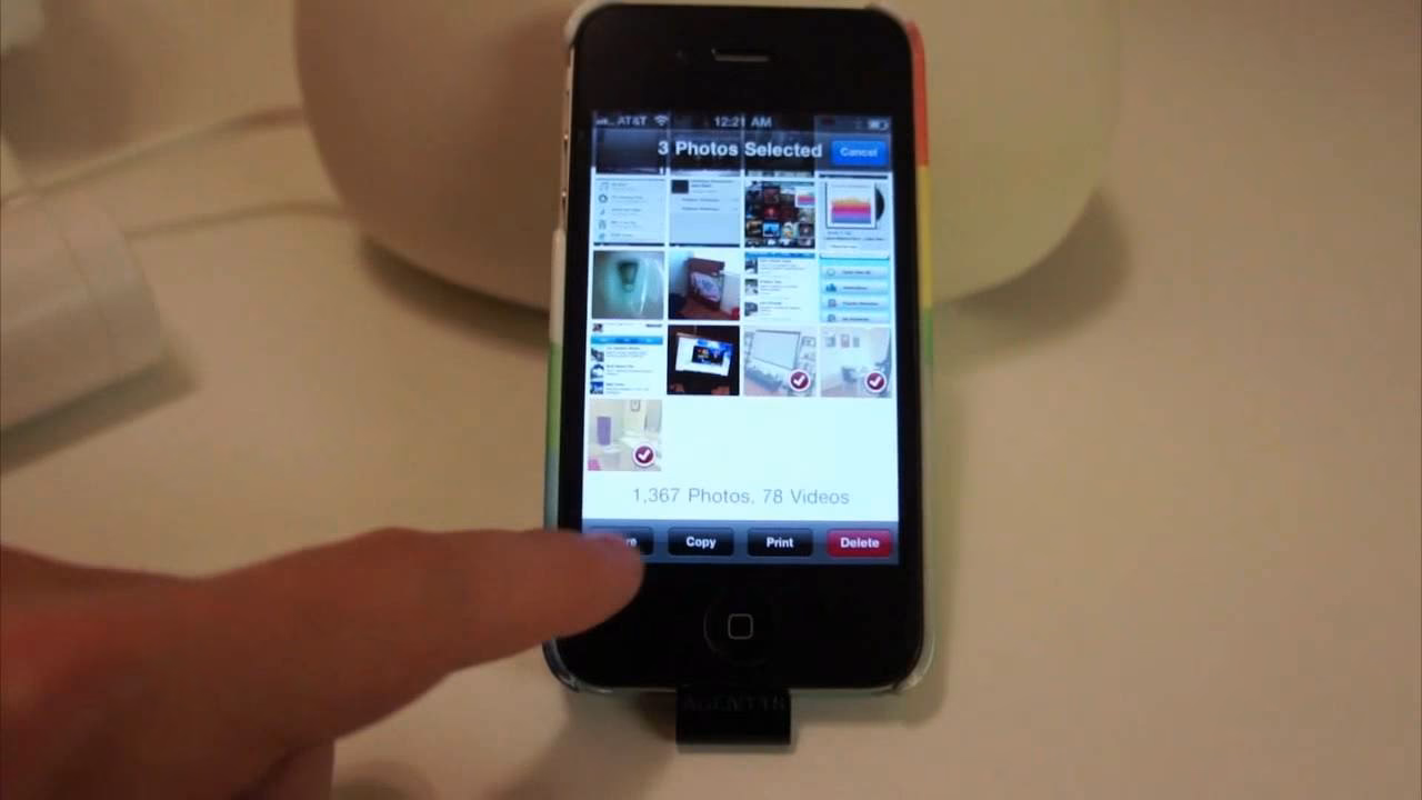 How to email a picture from iPhone 14?