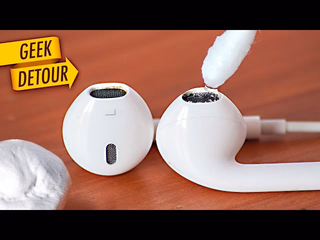 How do you clean earbuds & earpads?