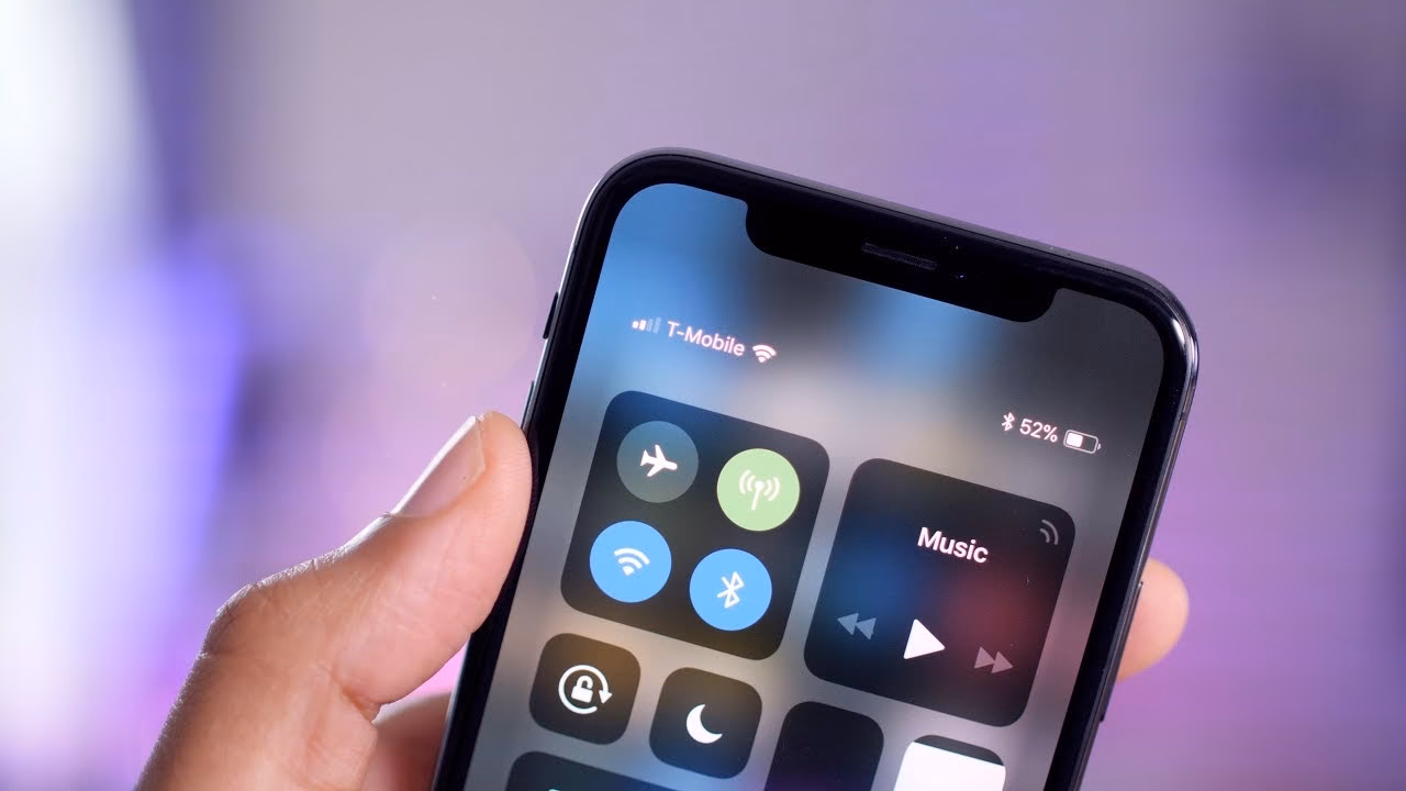 Does IOS 16 have a battery percentage switch?