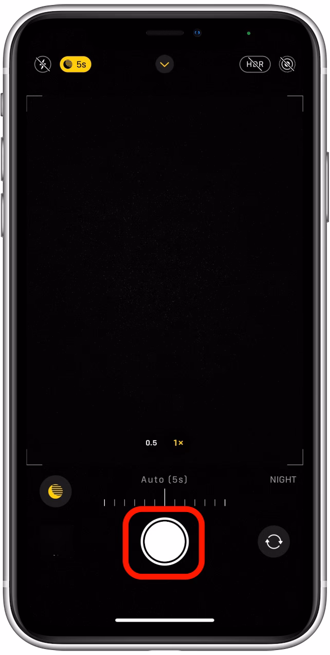 What is Night mode on iPhone 11?