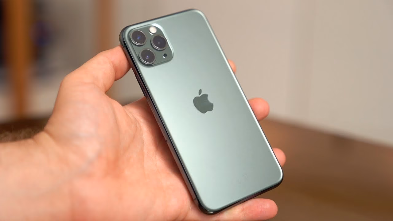 Does iPhone 11 Pro have a 12MP camera?