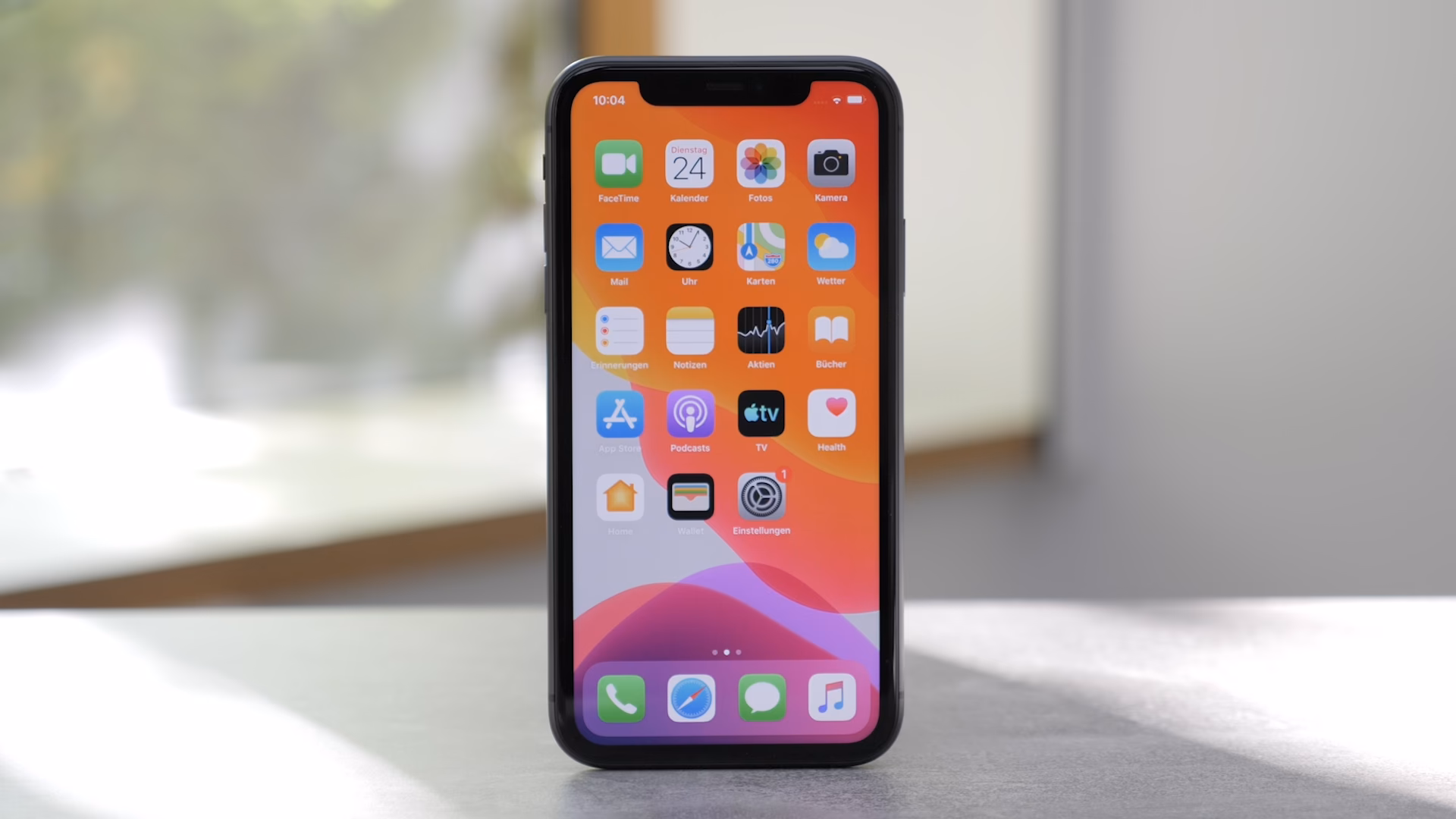 Kann man mit dem iPhone 11 telefonieren und ins Internet gehen?