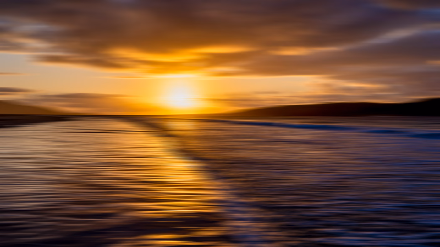 How to take photos in 16x9 format on iPhone 11?