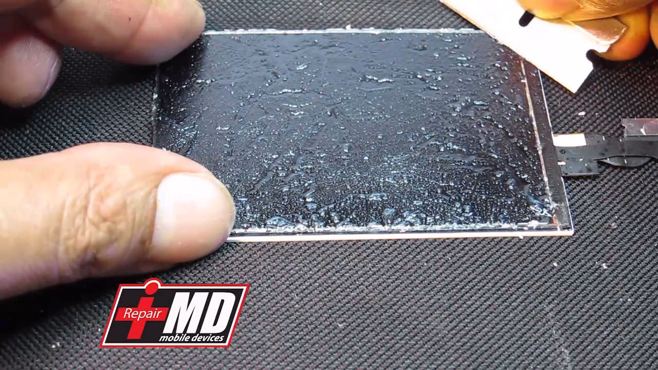 Does the iPhone 4 have Gorilla Glass?