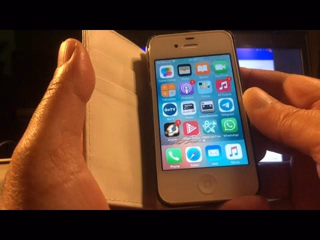 How to update WhatsApp on iPhone?