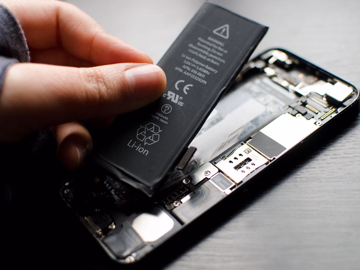 Can I replace the battery on my iPhone 5?