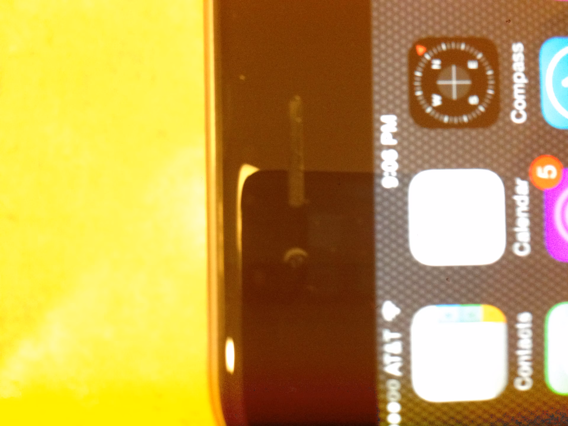 How to fix iPhone front camera not working?