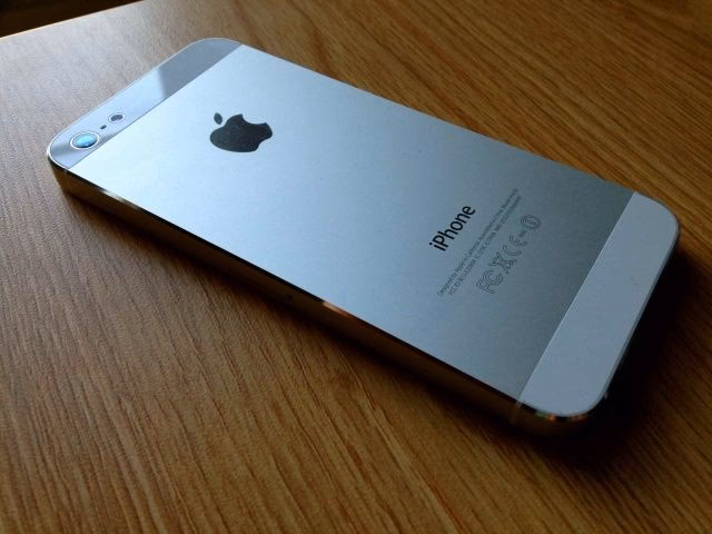 How to fix white screen of death in iPhone?