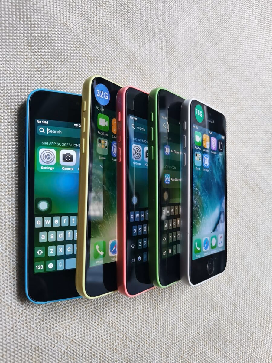 What audio formats does the iPhone 5C support?