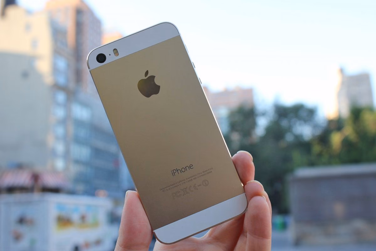 What did Apple do with the iPhone 5S?
