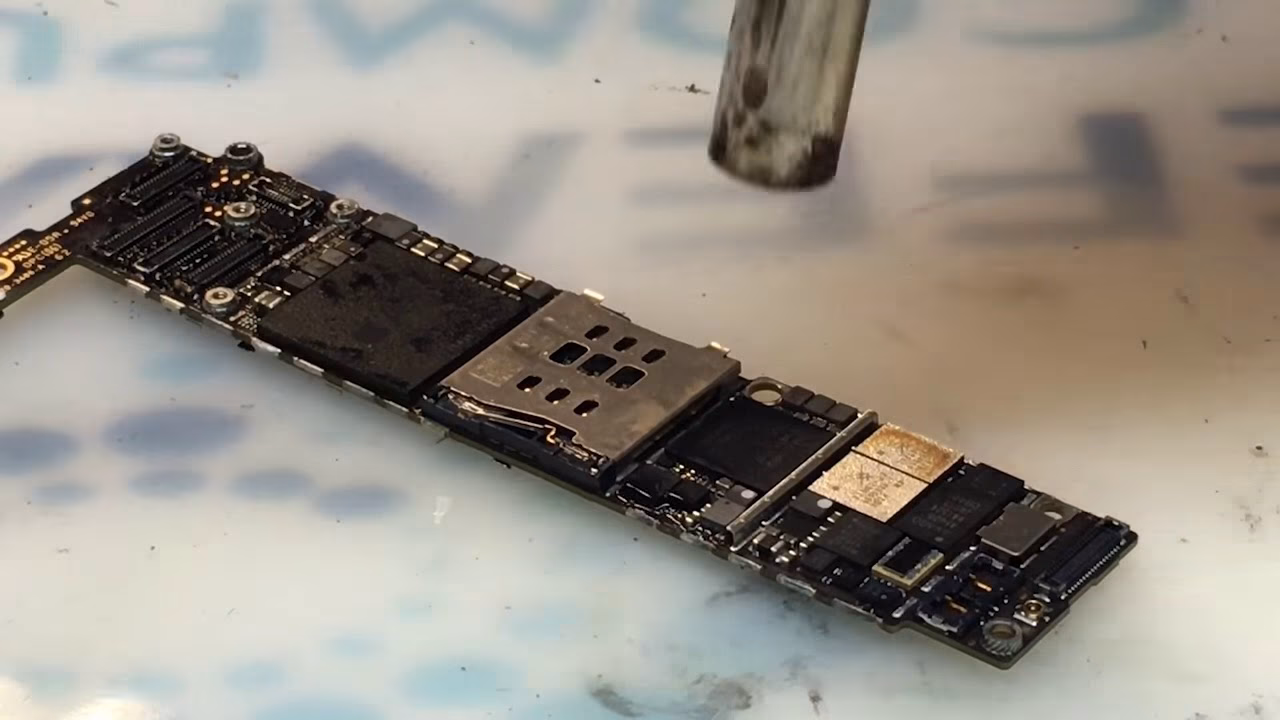 How to replace iCloud motherboard on iPhone 6S?