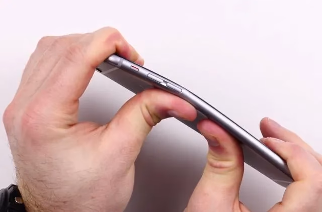 How to fix a dropped iPhone that won't turn on?