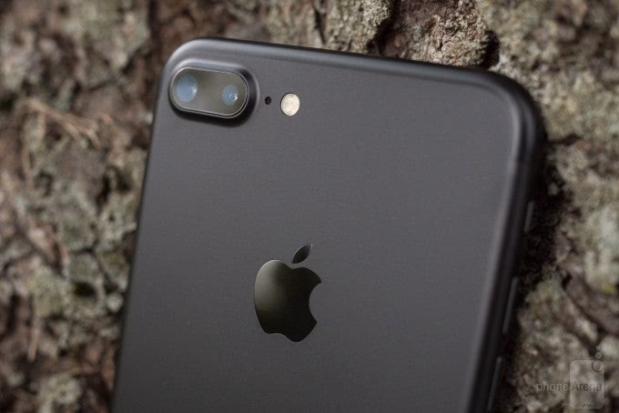 How to fix iPhone 7 camera not working black screen?