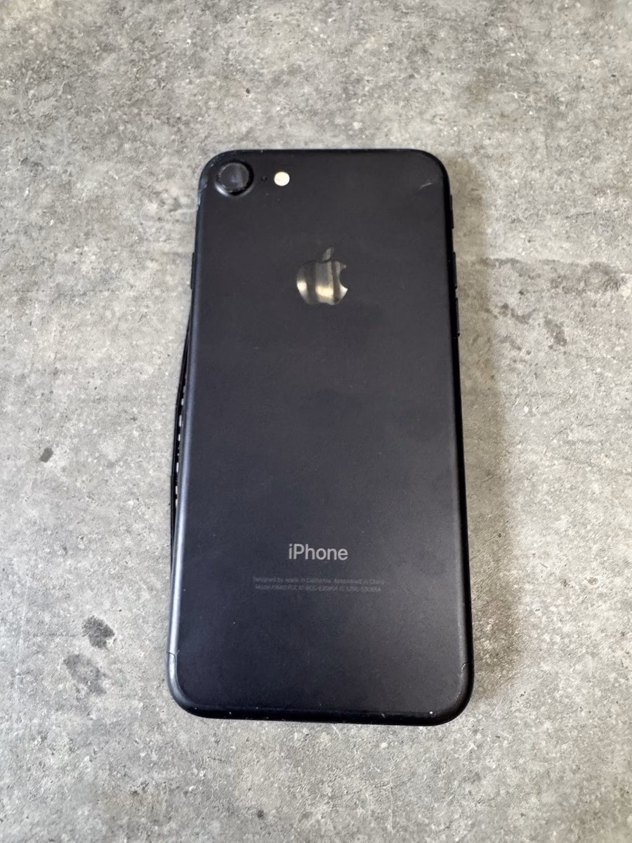 ¿Cuánto de batería tiene el iPhone 7?
